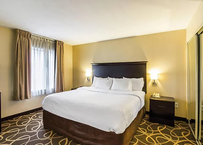 Mainstay Suites Fargo - I-94 Medical Center